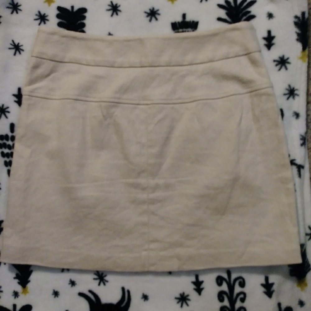 Skirt!